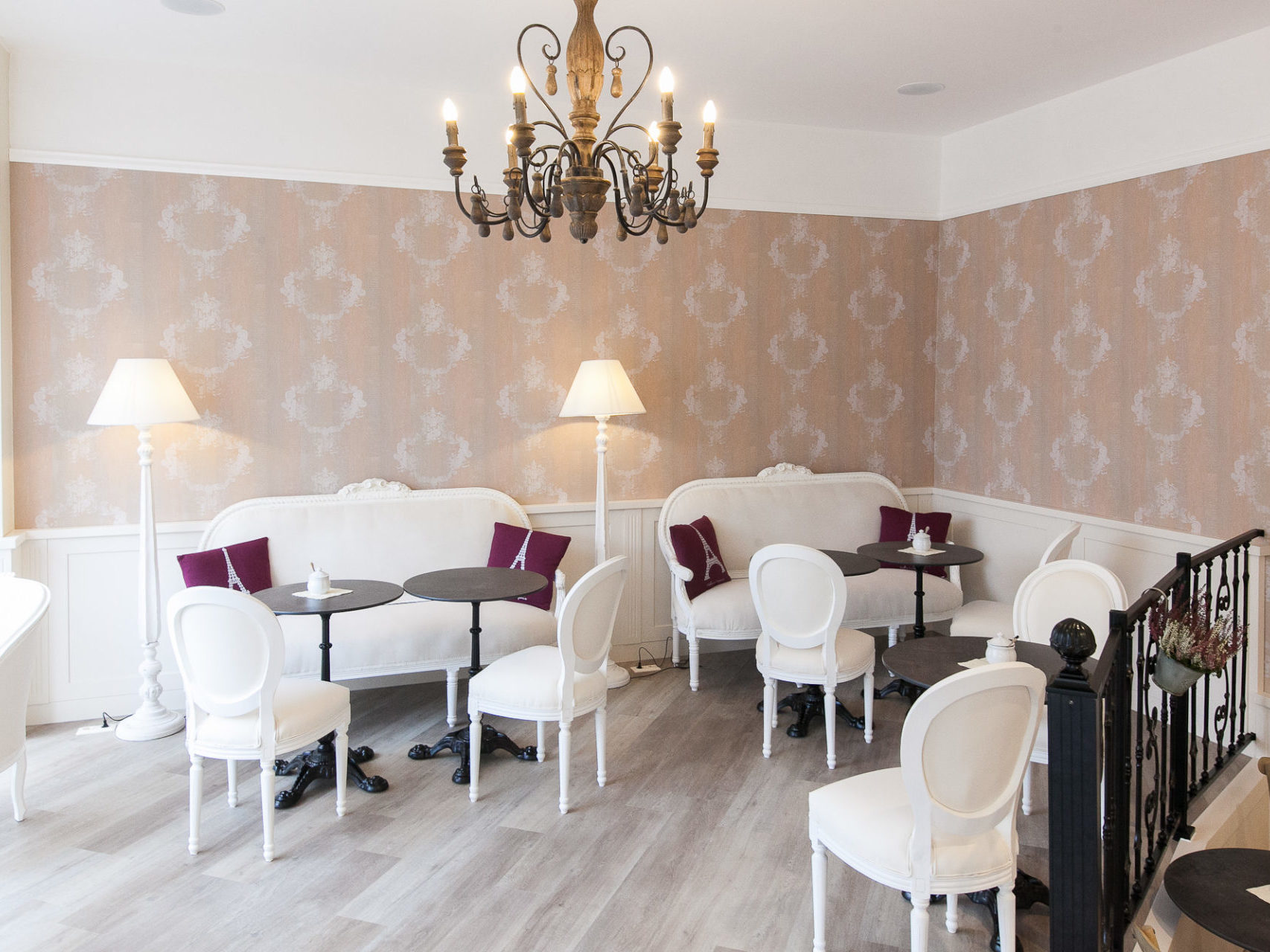 Café Magdeburg Innenstadt Stadtfeld Kaffee Cupcakes Törtchen Kuchen Mademoiselle Cupcake