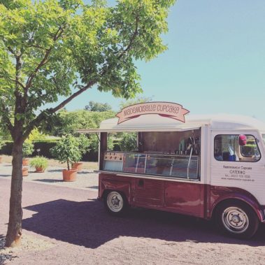 Food Truck Cupcake Hochzeit Geburtstag Mobile Kaffeebar Catering Citroen HY Food-Truck Mademoiselle Cupcake Magdeburg Braunschweig Stendal Dessau Halberstadt Quedlinburg Tangermünde Wanzleben Irxleben